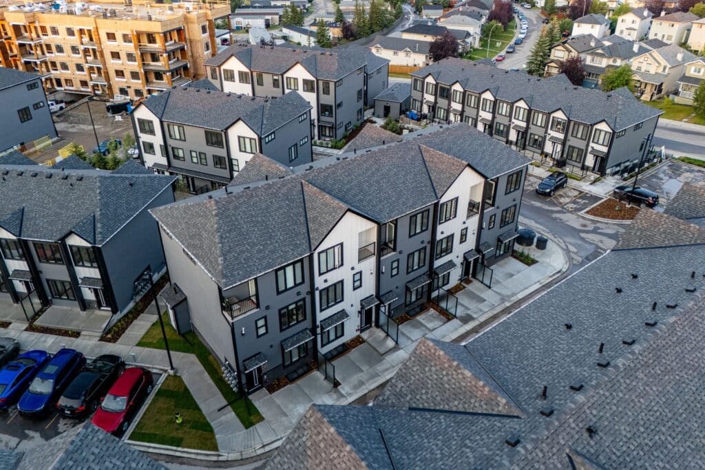 Exterior of Metro Sky 18 – 804A, 80R Arbour Lake View NW